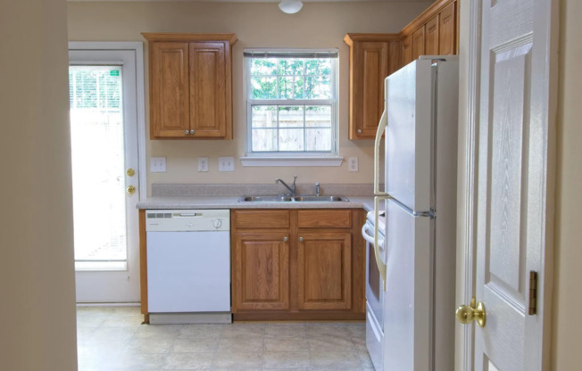 13 PINE SHADOW CT