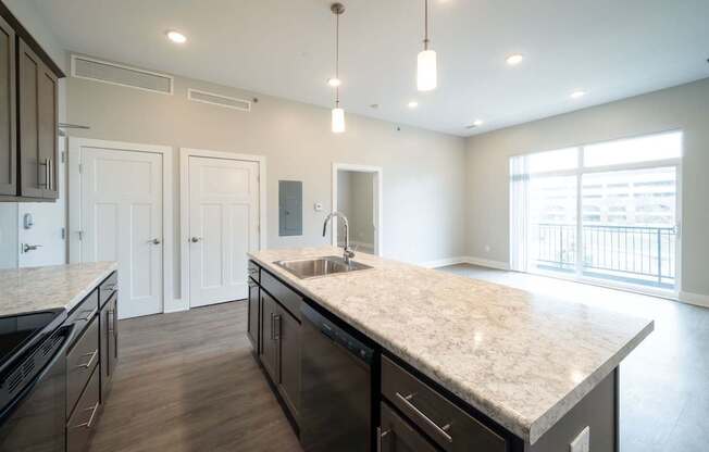Kitchen at Grand Rapids Apartments | Gateway at Belknap Apartments in Grand Rapids, MI