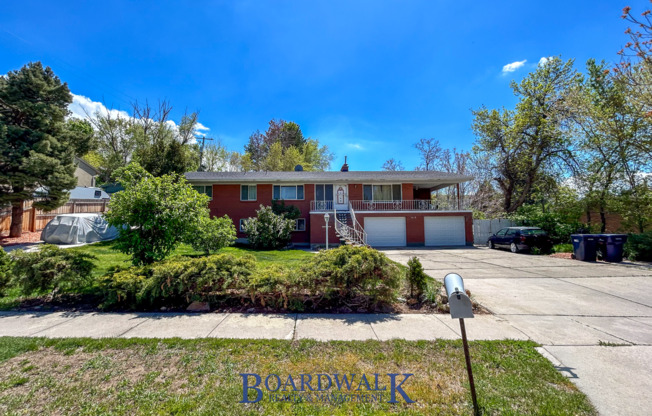 Spacious 3-Bed Basement Apartment in Sandy