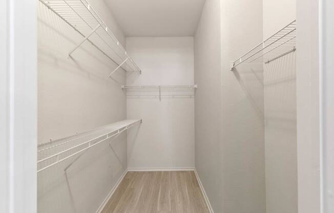 La Costa Villas in Dallas, Texas Walk-In Closet