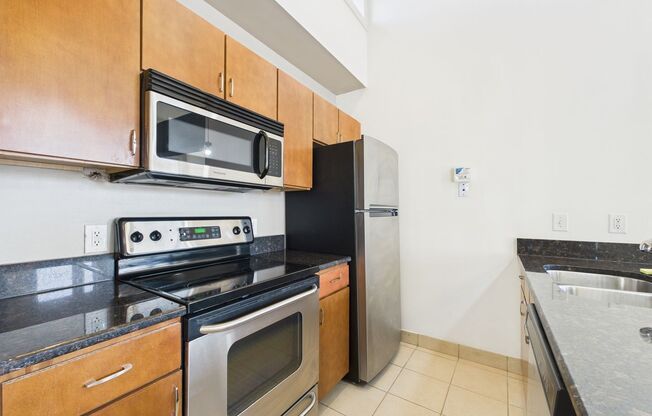 2 beds, 2 baths, 862 sqft, $1,585, Unit 4H