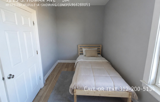 1215 S HOMAN AVE