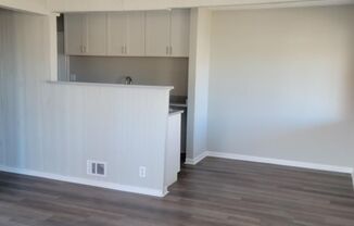 2 beds, 1 bath, 700 sqft, $1,400, Unit 2882