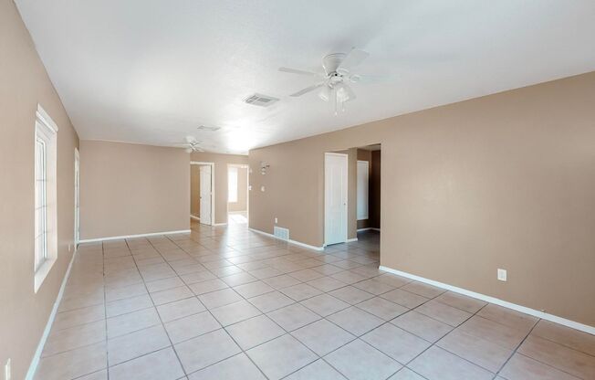 204 POLO INN RD