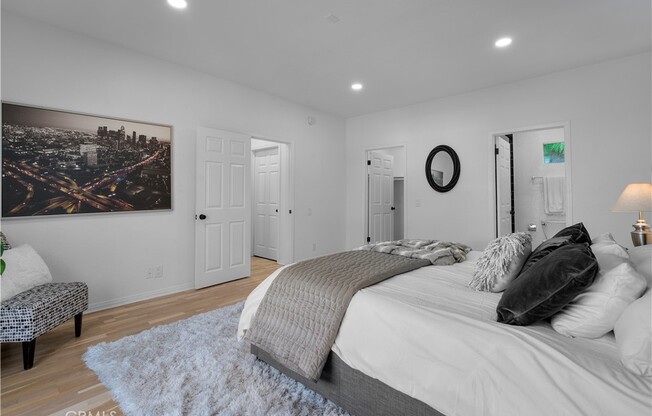 3482 COLDWATER CYN AVE