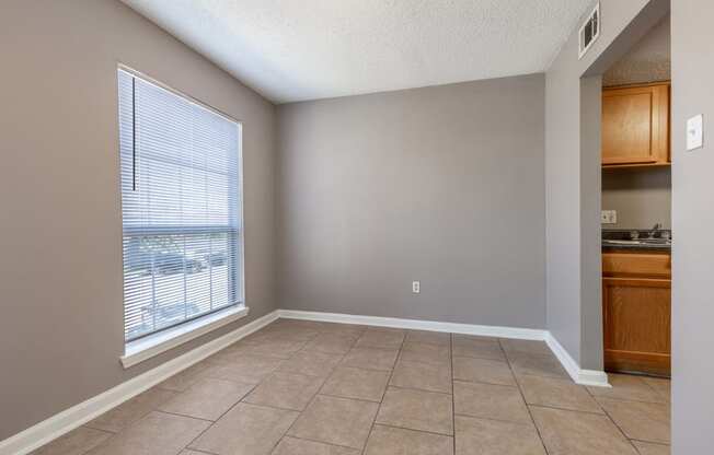 Westchase Apartments in Harvey LA photo of dining room with tile floors
