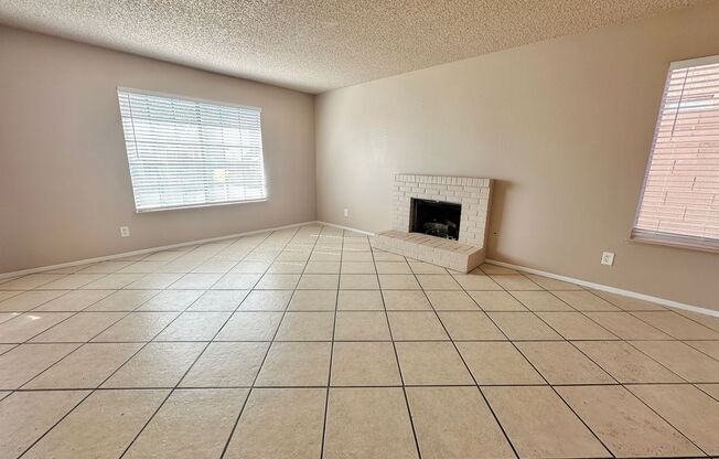 Convenient and centrally located home on a huge lot with separate living room and dining room areas! Walking distance from shopping centers with grocery stores, restaurants, retail, gym, spa, dentist, urgent care, and even the CSN Charleston Campus!