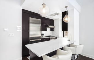 114 W 70 ST