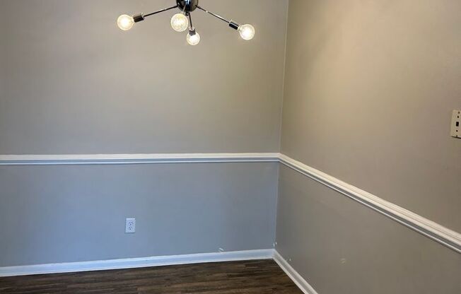 1 bed, 1 bath, 616 sqft, $878, Unit 19
