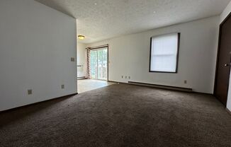 2 beds, 1 bath, $899