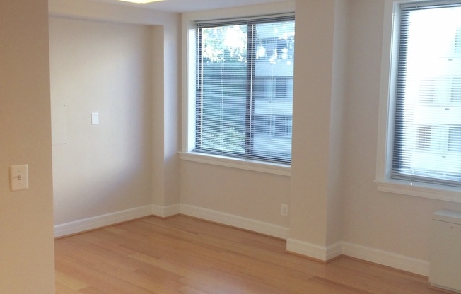 Studio, 1 bath, 469 sqft, $2,145, Unit 0607