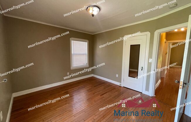 2 beds, 1 bath, $2,200