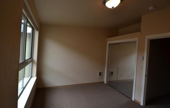 4 beds, 2.5 baths, 1,544 sqft, $3,880, Unit 06