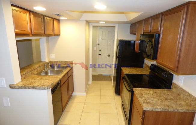 * COMING SOON! CUTE! 2 BED / 2 BATH CONDO (CASSELBERRY)