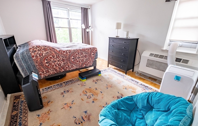 100 Marion St 23