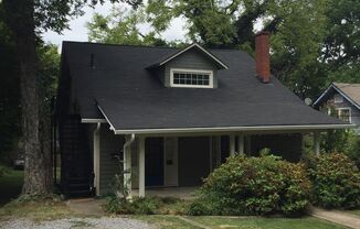 Studio Apt. for lease in the Belmont/Hillsboro area!