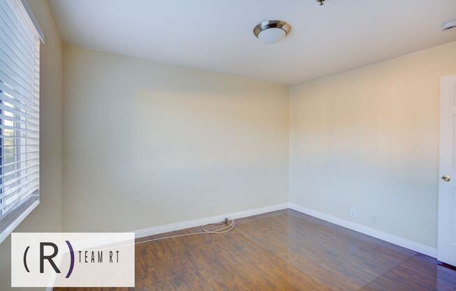 2 beds, 1 bath, $2,180, Unit #F