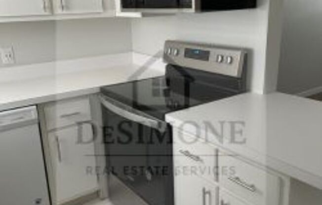 1 bed, 1 bath, 570 sqft, $1,099, Unit C08