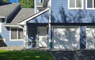 3 Bedroom Silverdale Townhome - NK School District!
