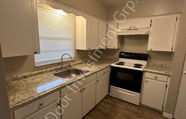 1 bed, 1 bath, 751 sqft, $1,250, Unit Unit 102