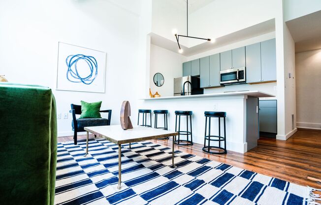 1 bed, 1 bath, 730 sqft, $1,808, Unit 100-405