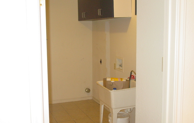 3 beds, 2 baths, $2,000