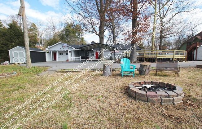 1108 BERWICK TRL