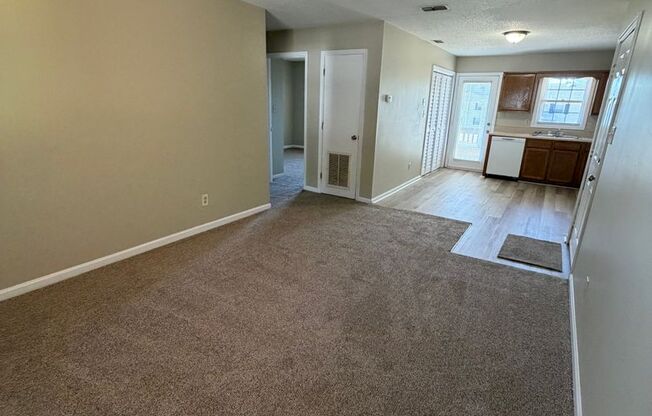 2 beds, 1 bath, 750 sqft, $1,045, Unit B-505B3