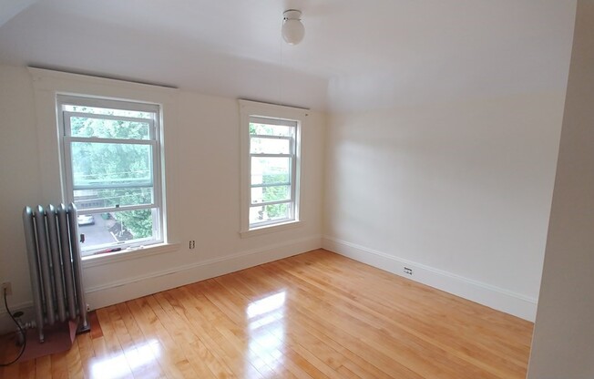 28 Commonwealth Rd