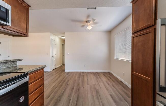 2 beds, 2 baths, $1,700, Unit # 2108