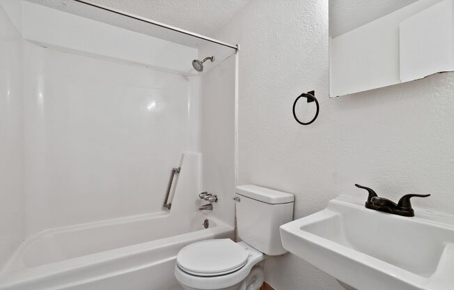 1567 - 1569 Cathell Road