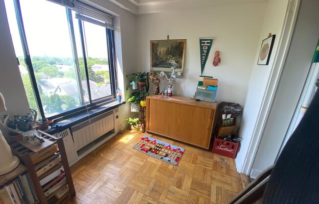 1 bed, 1 bath, $1,275, Unit 609