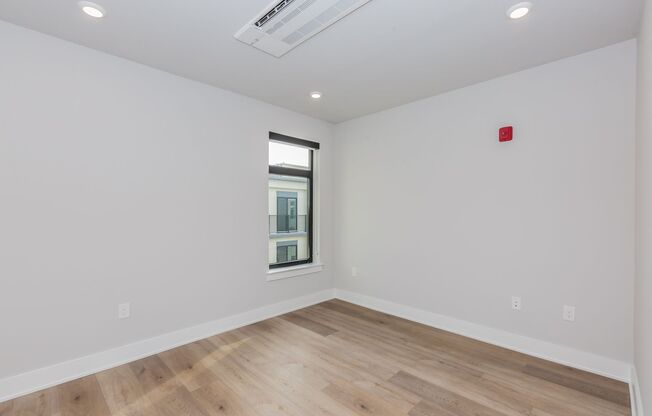 1 bed, 1 bath, 814 sqft, $2,795, Unit Apt # 307