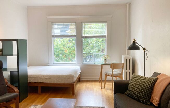 Studio, 1 bath, 335 sqft, $1,695, Unit Unit 301