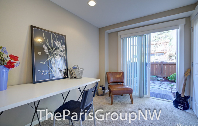 Stylish & Spacious 3br TH – Great Ballard Phinney Ridge Location!