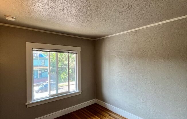 1 bed, 1 bath, $1,595, Unit 59