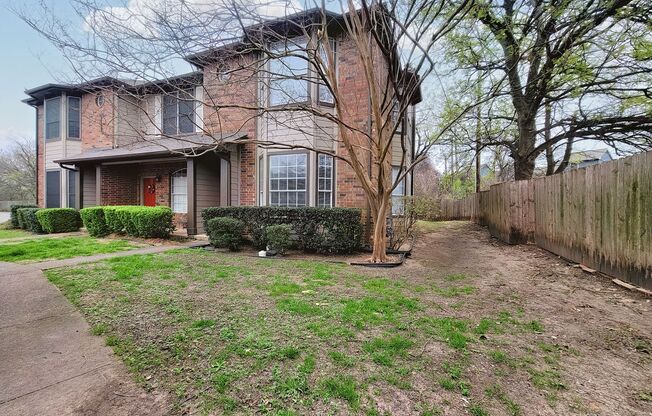 Stylish 3 Bed, 2.5 Bath Home in Austin!