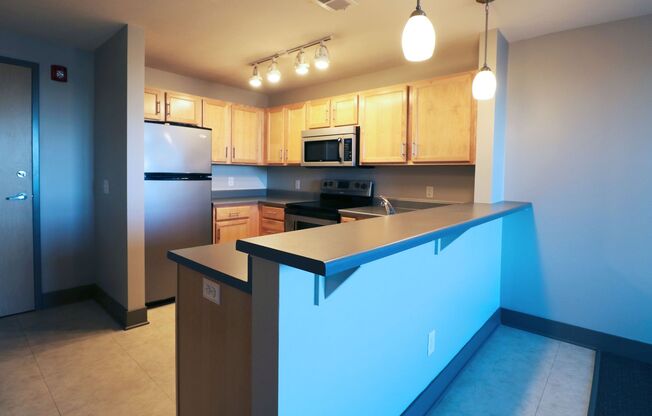 2 beds, 1 bath, 800 sqft, $1,400, Unit 2222-101