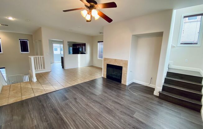3 beds, 3 baths, $2,050