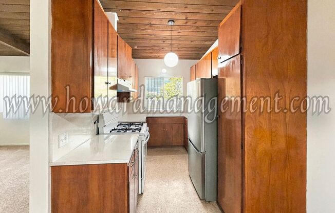 3645 Vinton