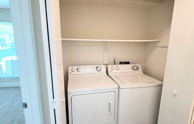 1 bed, 1 bath, 779 sqft, $1,600, Unit 902 #2E