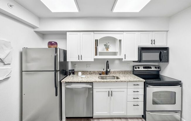 Studio, 1 bath, 500 sqft, $1,095, Unit BLDG 1004 - APT 104