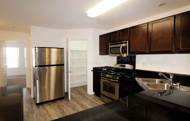 3 beds, 2 baths, 1,747 sqft, $3,595, Unit 301