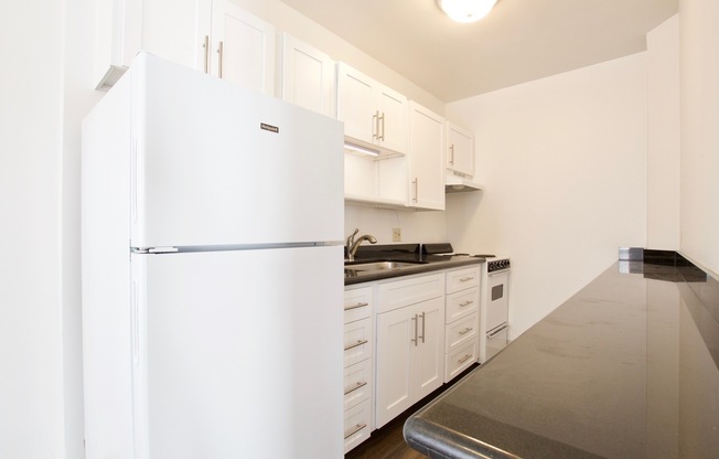 1 bed, 1 bath, 696 sqft, $1,750, Unit 0809