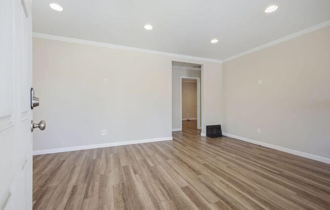 Stunning 3-Bedroom Burbank Home with Office & Entertainer’s Backyard