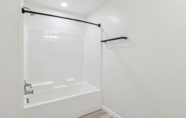 2 beds, 2 baths, 1,030 sqft, $3,150, Unit 306