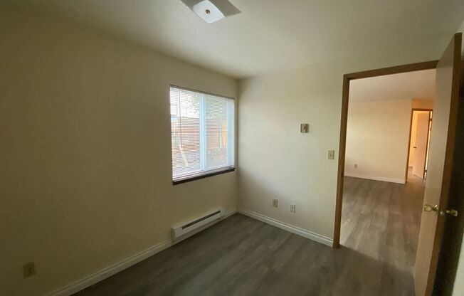 3 beds, 1.5 baths, $2,795, Unit 3