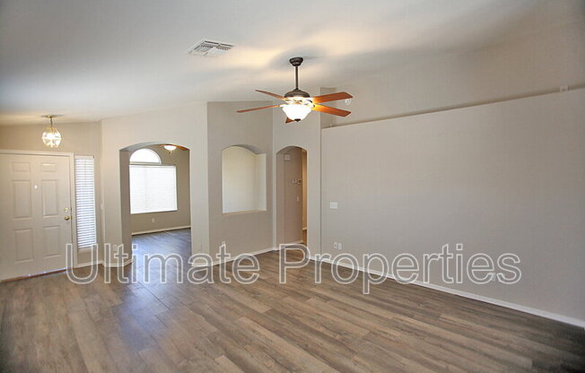 8023 W MELINDA LN