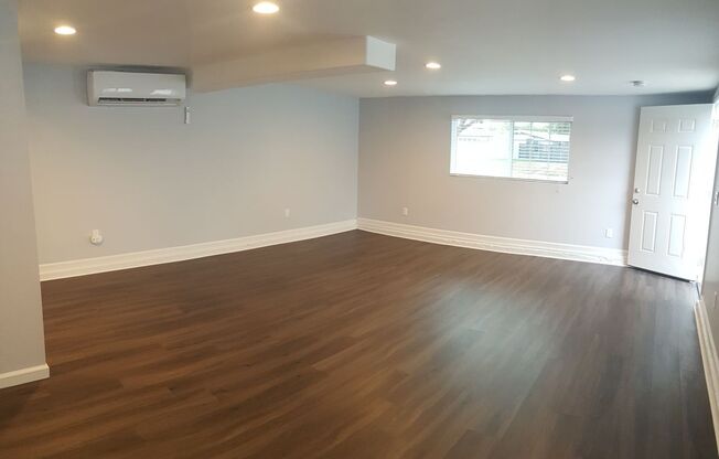 Studio, 1 bath, 500 sqft, $1,750