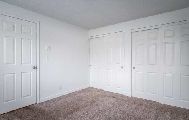 Riverwood | Bedroom with Double Closet Doors